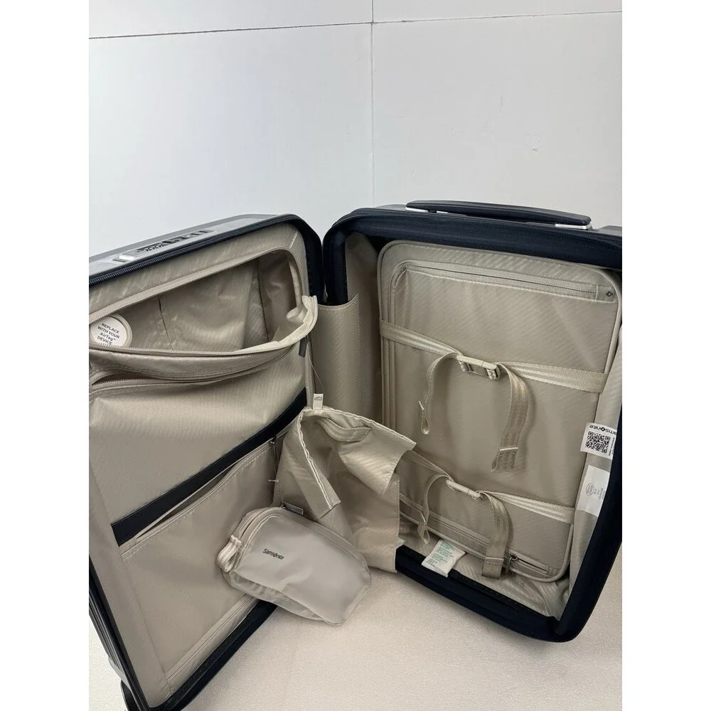 Samsonite Silhouette 18 Hardside Expandable Carry-On Spinner Suitcase Luggage